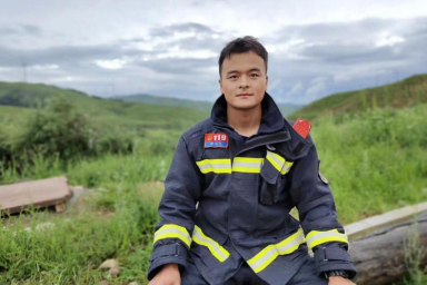 优秀校友王彦飞｜凡人微光，热血锻造