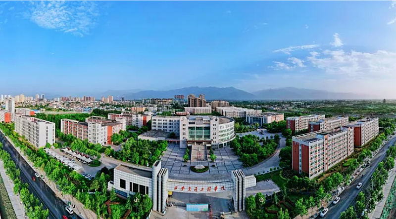 2025级新生入学N个问题，官方攻略请收好！