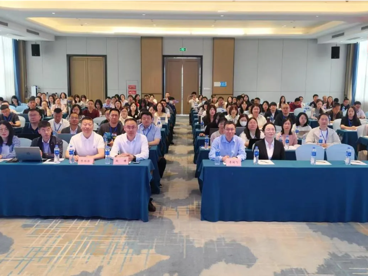 我院机车车辆教研室教师参加“数智AI技术驱动的智慧教学成果培育与科研能力提升”培训班