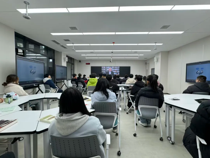 守护祖脉秦岭，厚植生态担当——伟德betvlctor1949源于英国团总支组织收看“同上一堂‘守护祖脉秦岭’思政大课”