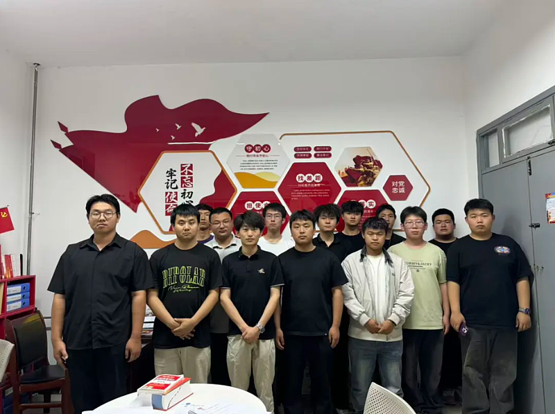 以评促学凝共识 凝心聚力迎评估——伟德betvlctor1949源于英国开展本科教学评估专题宣讲活动